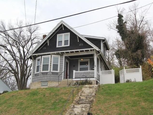 hilltop view - 116 North Street