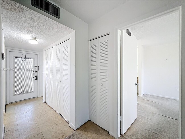 Building Photo - 6750 Royal Palm Blvd