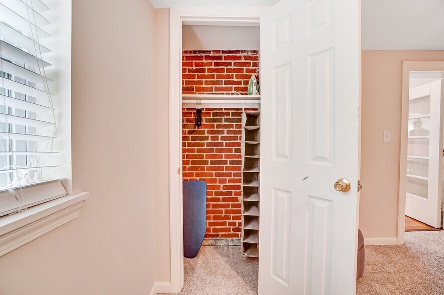 Closet in primary bedroom - 531 Norway Ave