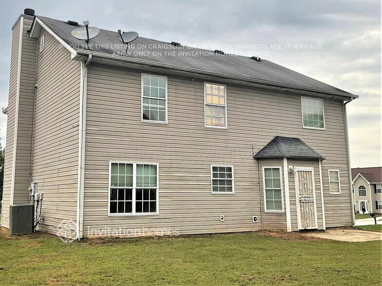 Building Photo - 6866 Smoke Ridge Dr