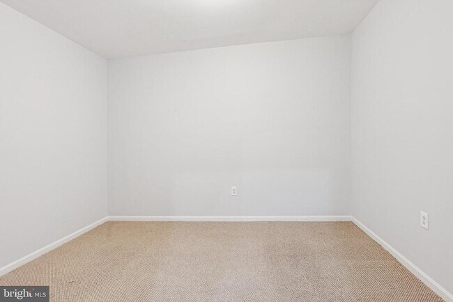 Building Photo - 602 Corsair Ct