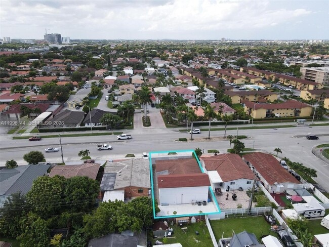 Building Photo - 10370 SW 24th St