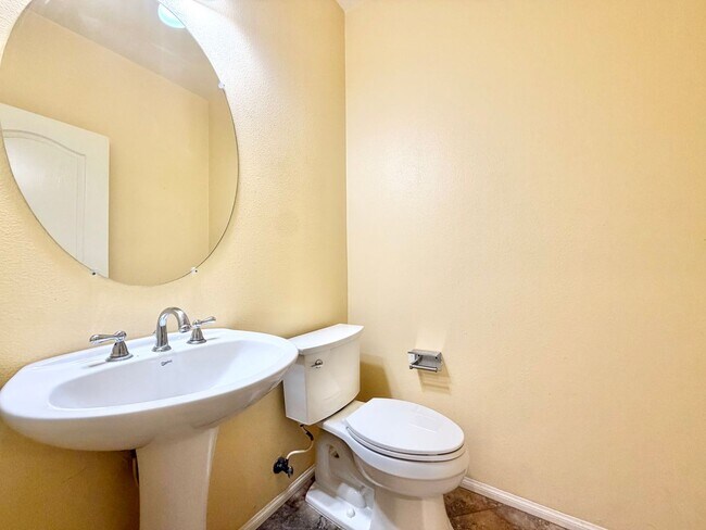Building Photo - 31551 Mendocino Ct