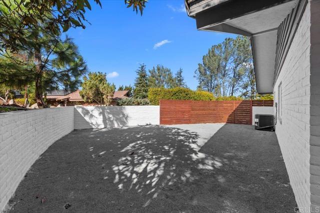 Building Photo - 16220 Del Norte