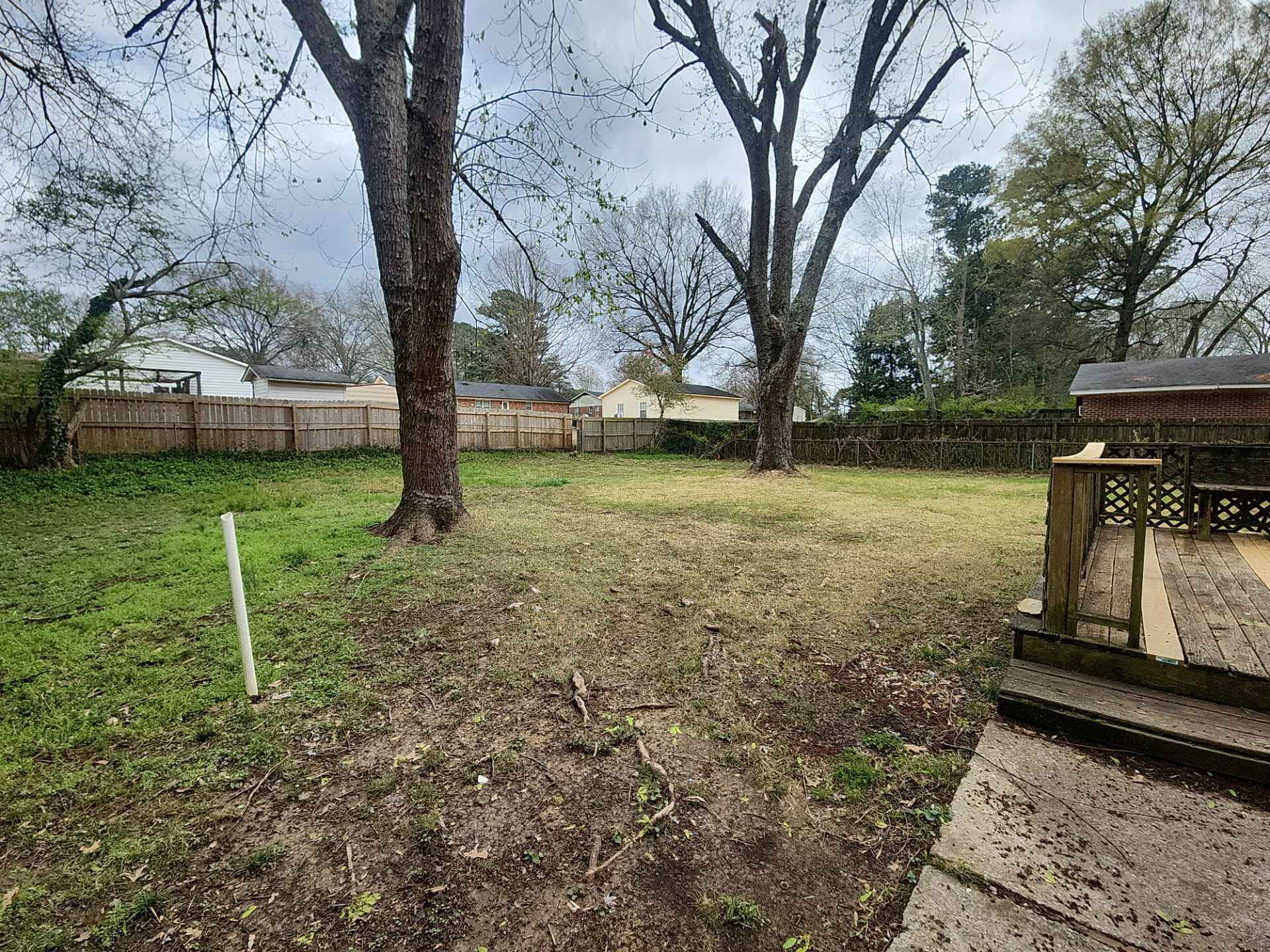 Building Photo - 208 Wallace Rd