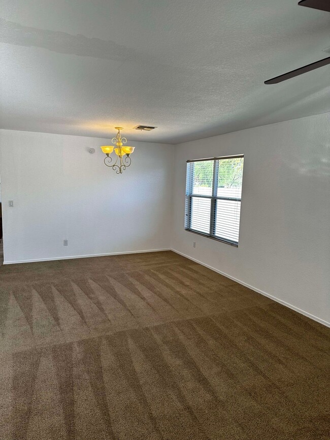 Building Photo - 13735 E Shadow Pines Ln