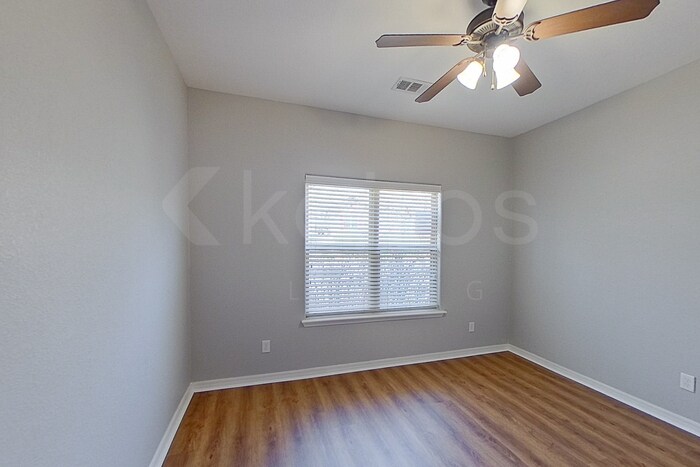 Building Photo - 7135 Mosley St