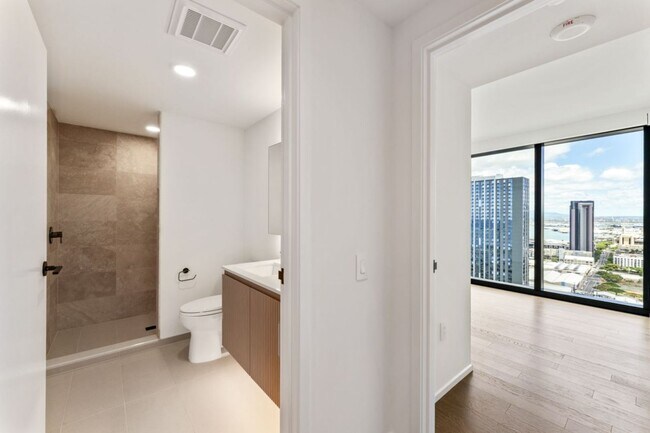 Building Photo - The Park at Ward Village (2 bed / 2 bath / 2 parking)
