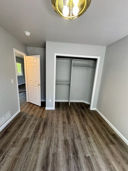 Bedroom 1 - 1908 Sherwood Ln