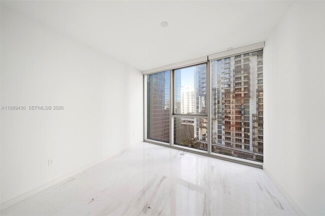 Building Photo - 300 Biscayne Blvd Way