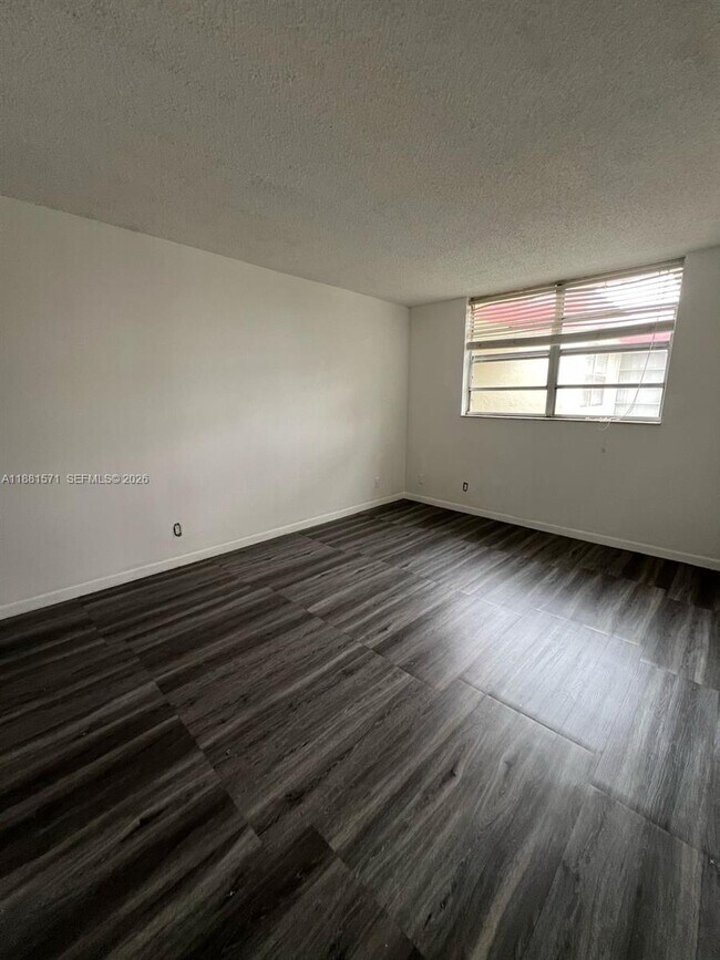 Building Photo - 3001 NW 48th Ave