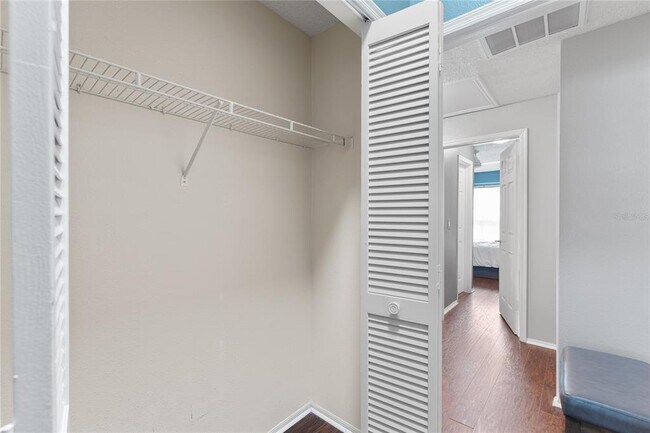 Building Photo - 2304 Fletchers Point Cir