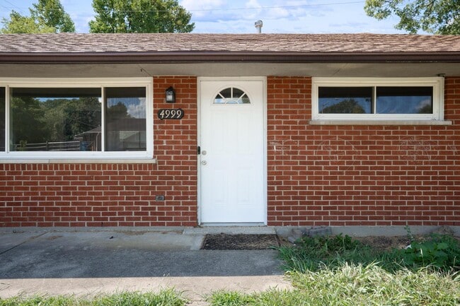 Building Photo - 4999 Packard Dr