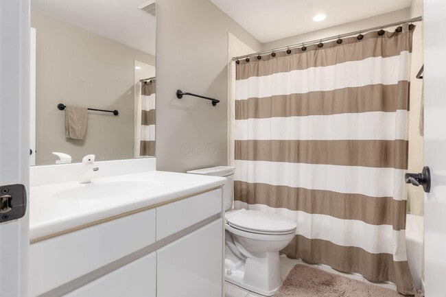 Building Photo - 4602 Sandwich Ct