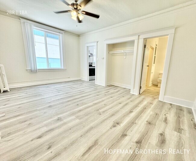 Building Photo - 343 S Alvarado St
