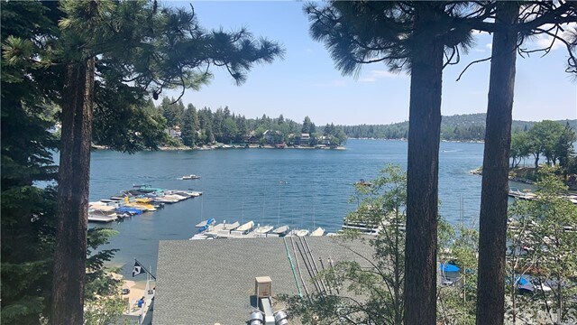 Building Photo - 4 Village Bay