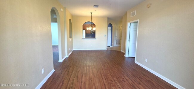 Building Photo - 1576 Peregrine Cir