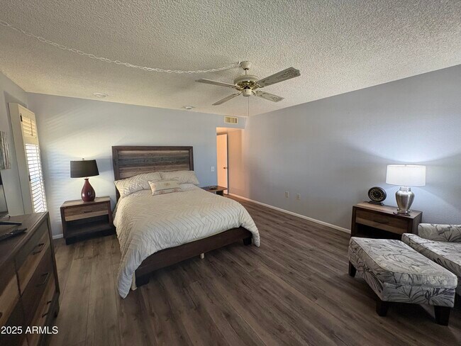 Building Photo - 16425 N Orchard Hills Dr