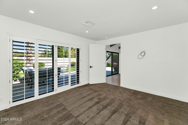 Building Photo - 7328 E Krall St