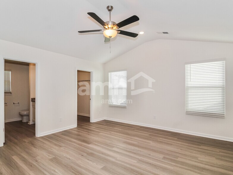 Building Photo - 1341 John Swann St