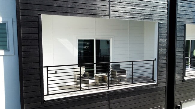 Building Photo - 4607 Edmund St