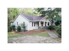 Building Photo - 784 Valley Brook Rd