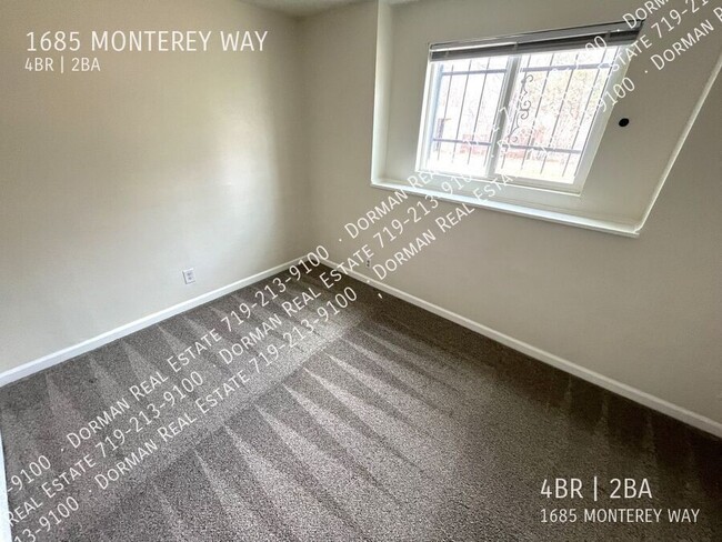 Building Photo - $500 OFF the first month of rent! Beautifu...