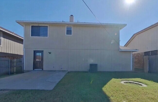 Building Photo - Amazing 3-Bedroom Home in Arlington