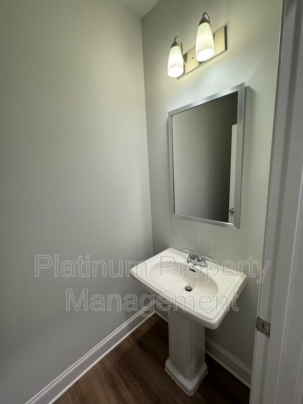 Building Photo - 1598 Laurel Blossom Walk