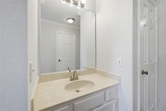 Building Photo - 4304 Clubside Dr