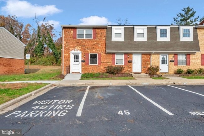 Building Photo - 45 Heritage Ct