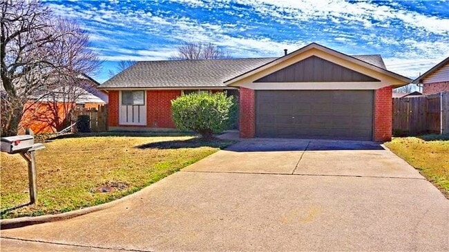 Primary Photo - 212 Shadybrook Pl