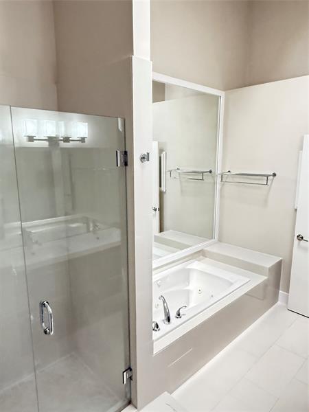 Building Photo - 4105 Carriage Dr
