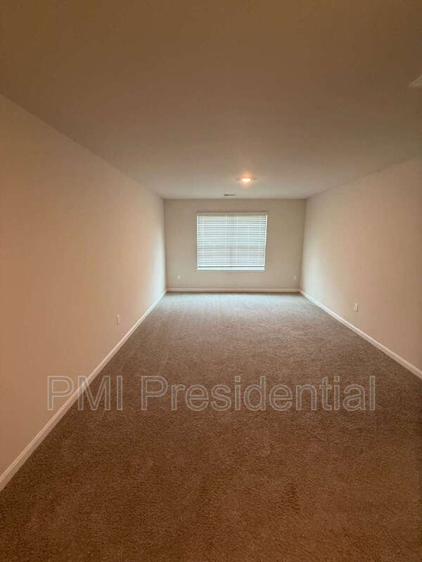 Building Photo - 11075 Chappell Crk Cir