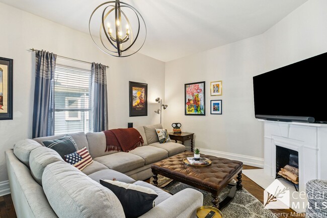 Building Photo - EXTRAORDINARY historic rental opportunity ...
