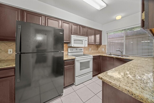 Building Photo - 2344 W Settler's Way