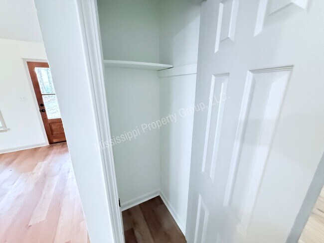 Building Photo - 3BR/2BA For Rent