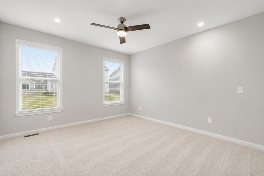 Building Photo - 807 Littleton Dr