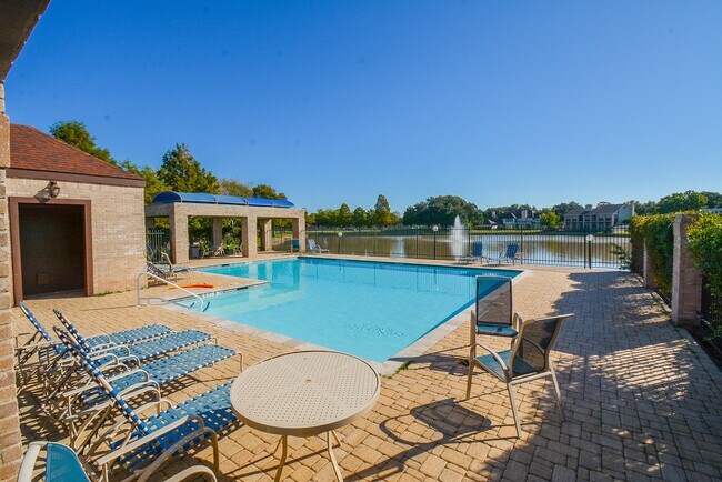 Building Photo - 2611 Grants Lake Blvd