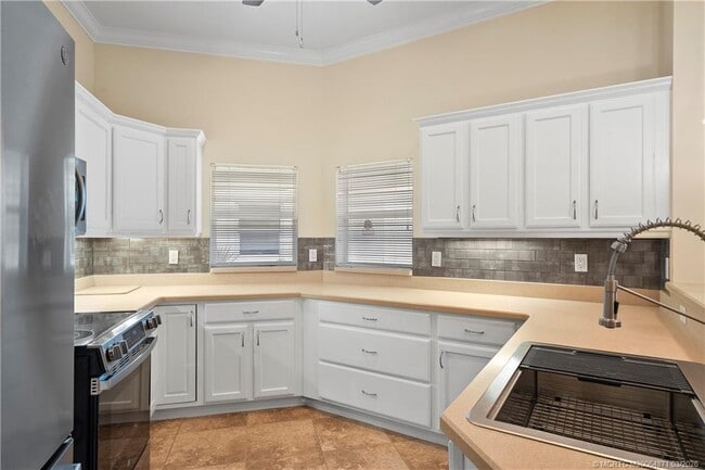 Building Photo - 2194 NW Tilia Trail