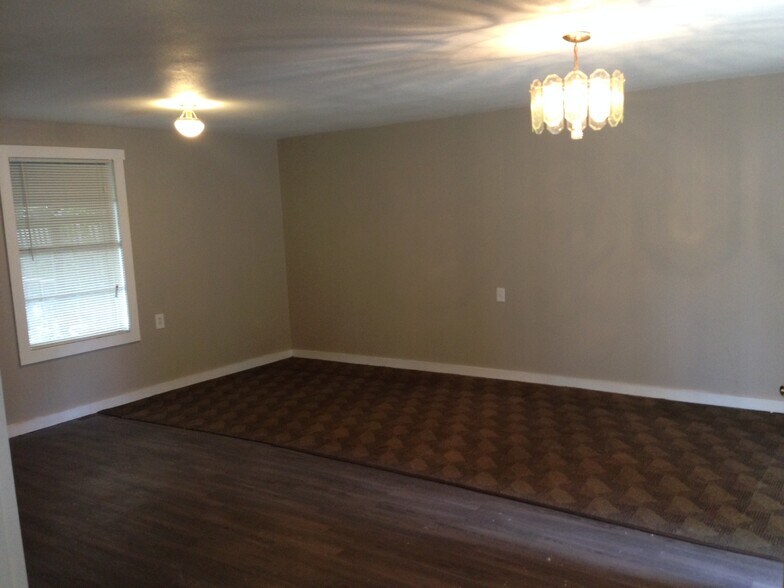 Building Photo - 138 Morrill Ave