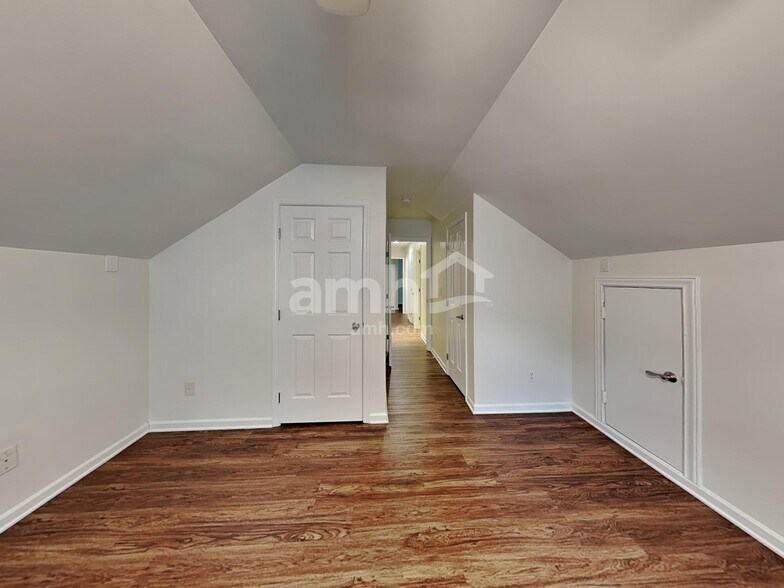 Building Photo - 10928 Harringham Ln