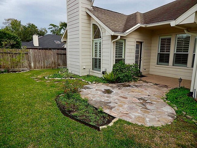 Building Photo - 13622 Clareton Ln