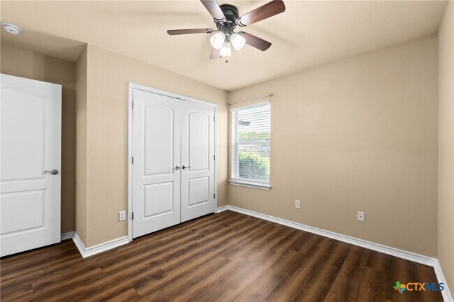 Building Photo - 300 Co Rd 3351