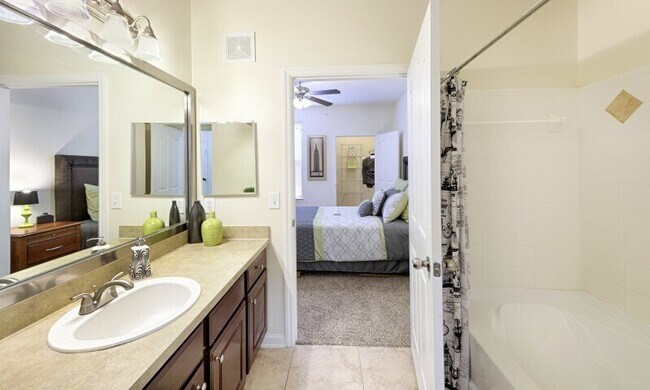 Building Photo - The Height of Comfort, The Peak of Style!