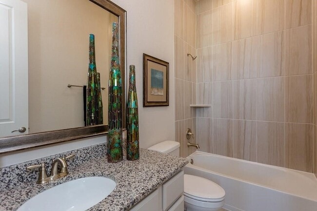 Building Photo - 2064 Bluestem Dr