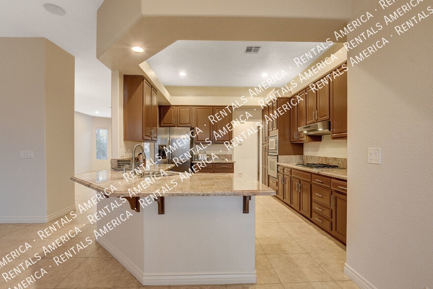 Building Photo - 8960 Echo Ridge Dr