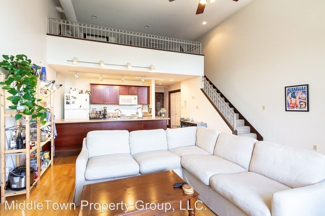 Building Photo - 120 S Walnut St