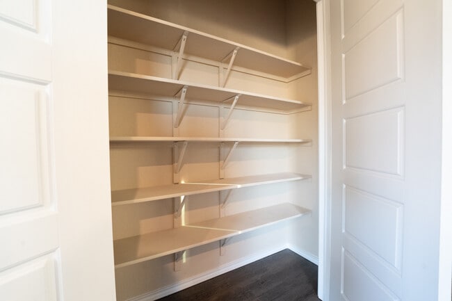 Building Photo - 2020 Cassiopeia Bend