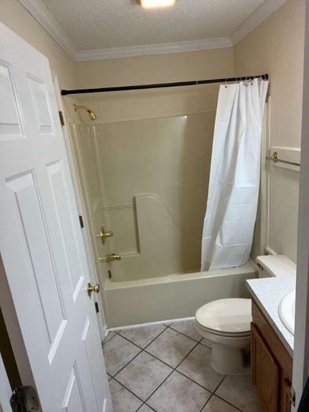 Building Photo - 4025 Sandtrap Ave